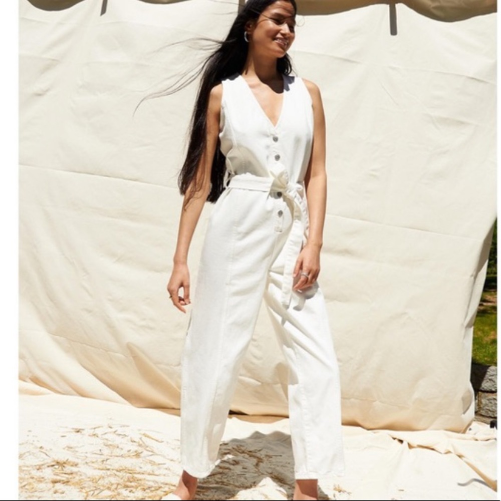 Madewell Denim Sleeveless Tie-Waist Jumpsuit